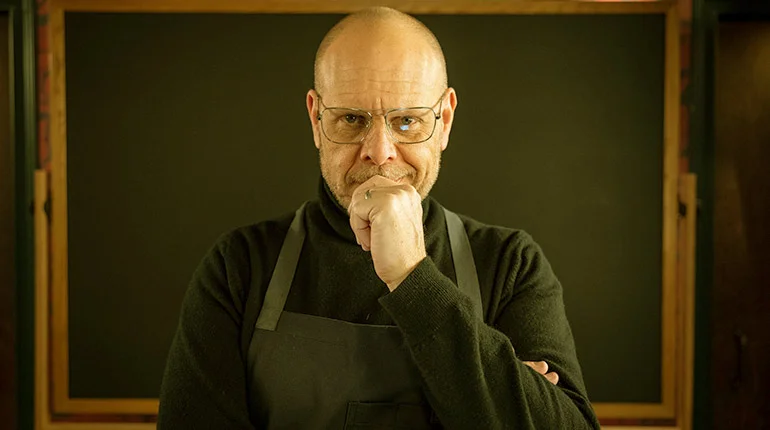 Image of Alton Brown Net worth 2020, Tattoos.