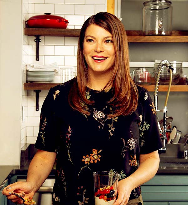 Image of Canadian food writer, Gail Simmons net worth