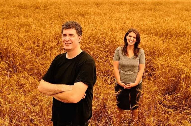 Chef Vivian Howard Net Worth, Restaurants, Husband Ben Knight. - Famous
