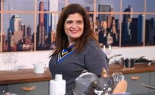 Photo of chef, Alex Guarnaschelli.