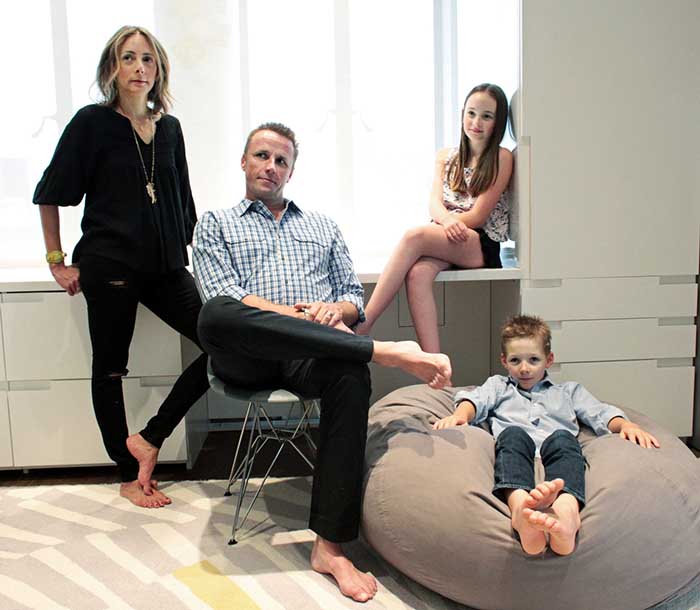 Image of Marc Murphy and his wife and children.