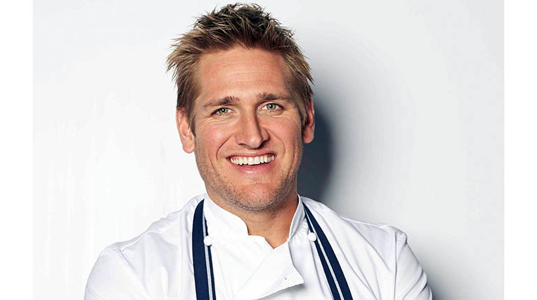 Photo of celebrity chef and author, Curtis Stone.