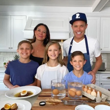 Image of chef and restaurateur, Brian Malarkey with his wife and kids