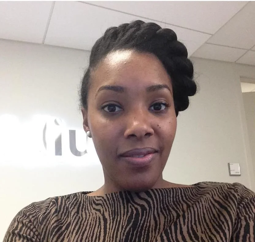 Famous cook Aisha Williams taking selfie