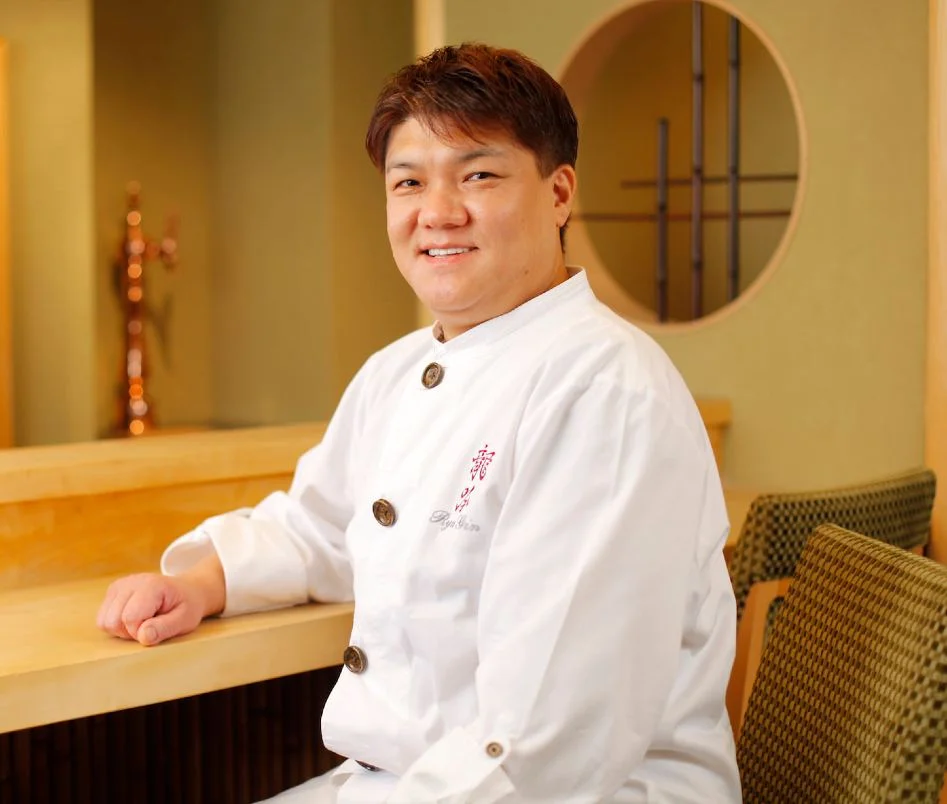 Image of the top chef, Seiji Yamamoto